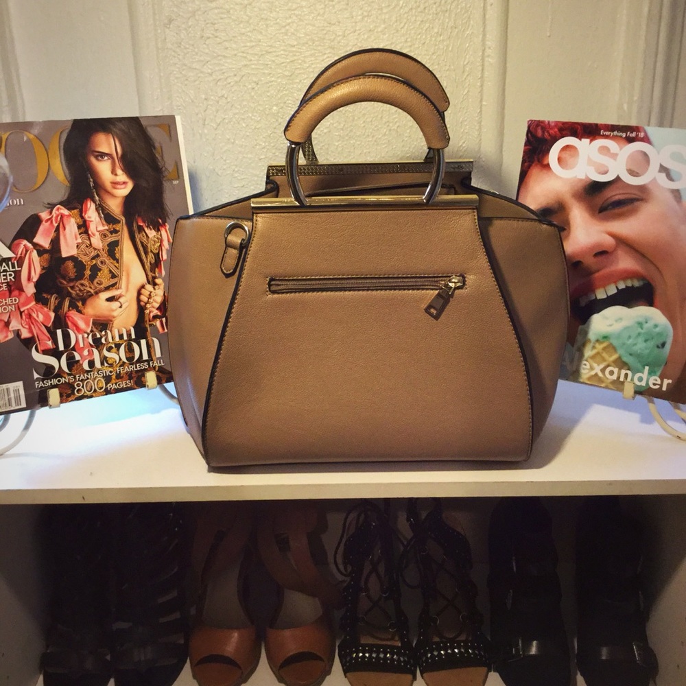 Charming Charlie Hand Bag